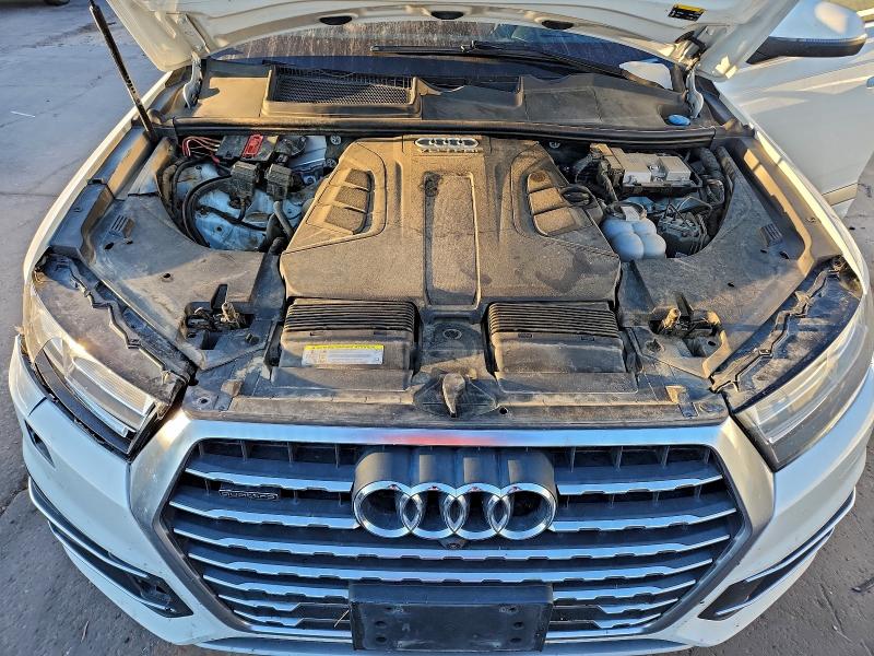 Фото 12 - AUDI Q7