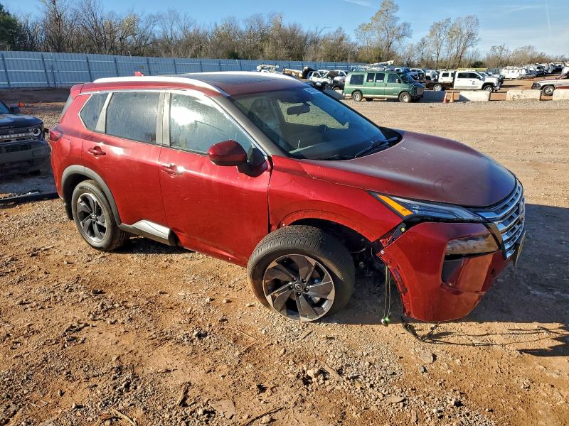 Фото 4 - NISSAN ROGUE