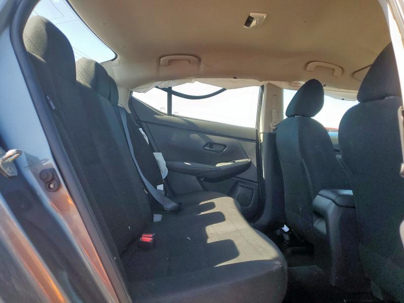 Фото 10 - NISSAN SENTRA