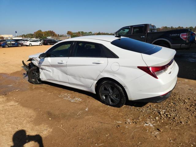 Фото 2 - HYUNDAI ELANTRA