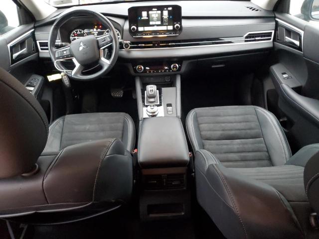 Фото 8 - MITSUBISHI OUTLANDER