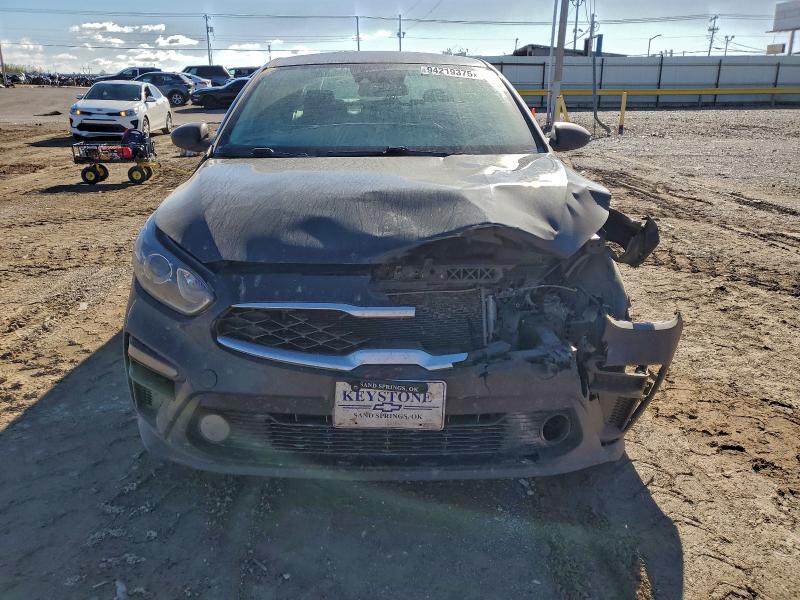 Фото 5 - KIA FORTE