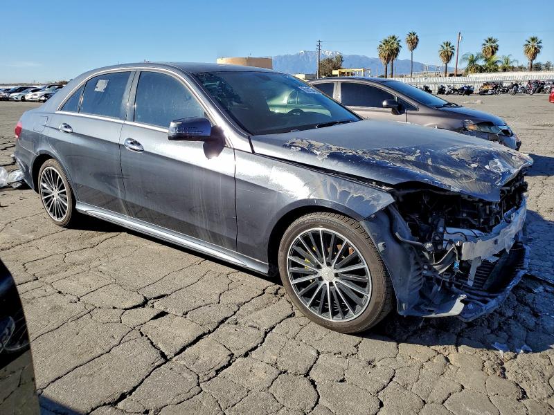 Фото 4 - MERCEDES-BENZ E-CLASS