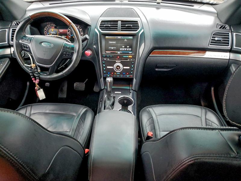 Фото 8 - FORD EXPLORER