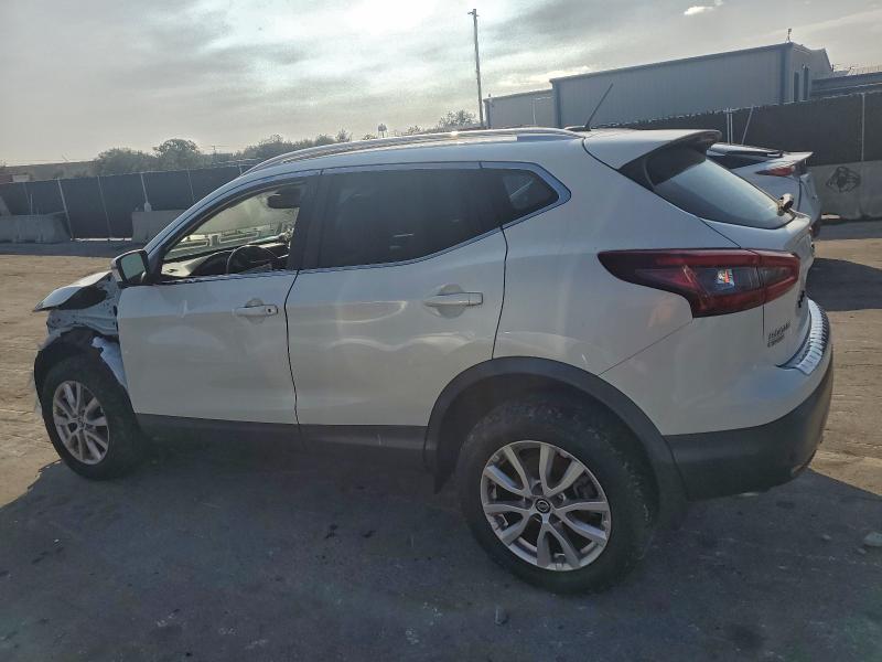 Фото 2 - NISSAN ROGUE