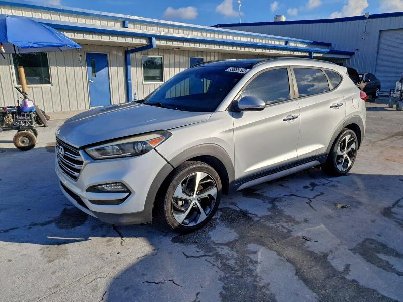 Фото 1 - HYUNDAI TUCSON