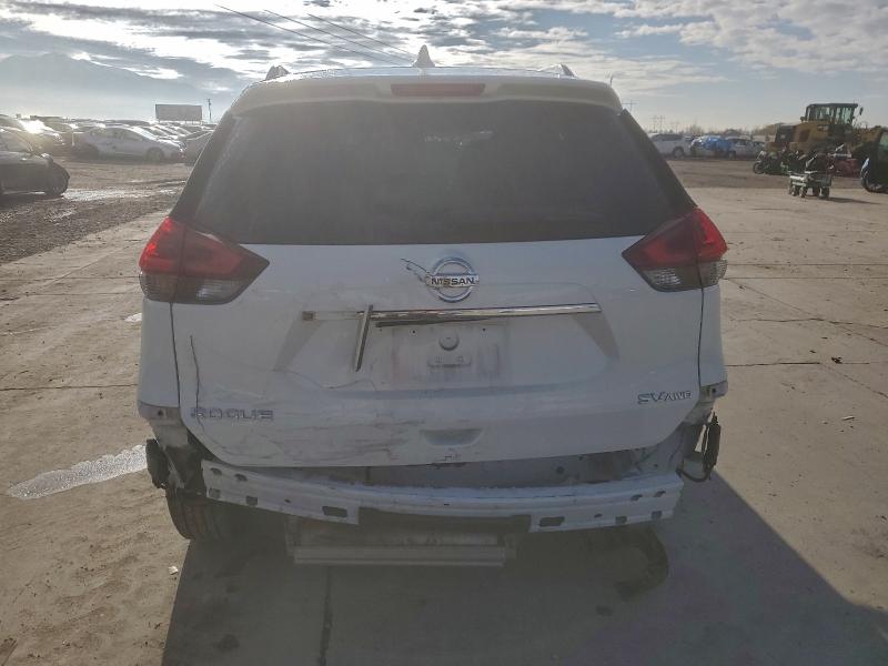 Фото 6 - NISSAN ROGUE