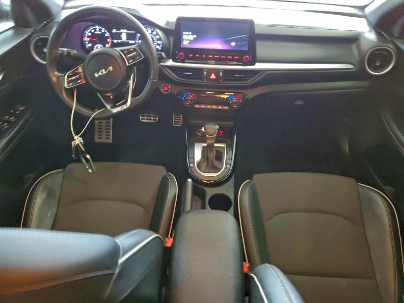 Фото 8 - KIA FORTE