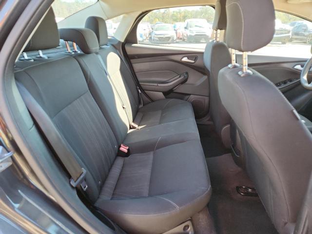 Фото 10 - FORD FOCUS