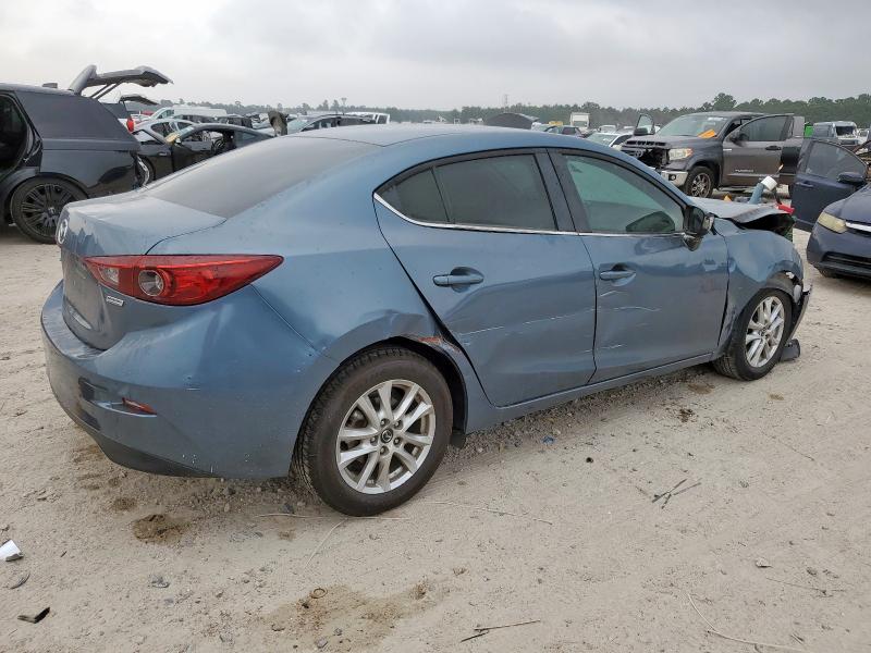 Фото 3 - MAZDA 3