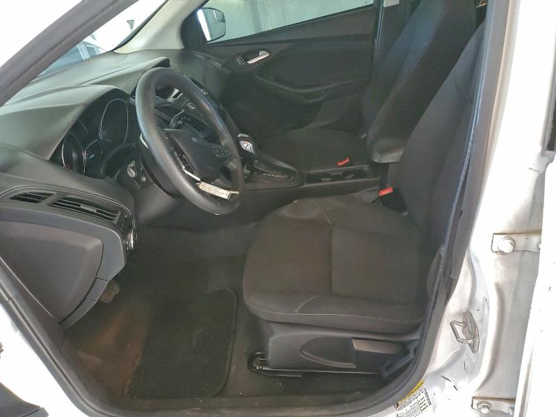 Фото 7 - FORD FOCUS