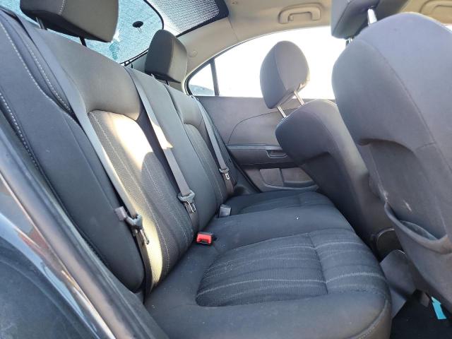 Фото 10 - CHEVROLET SONIC