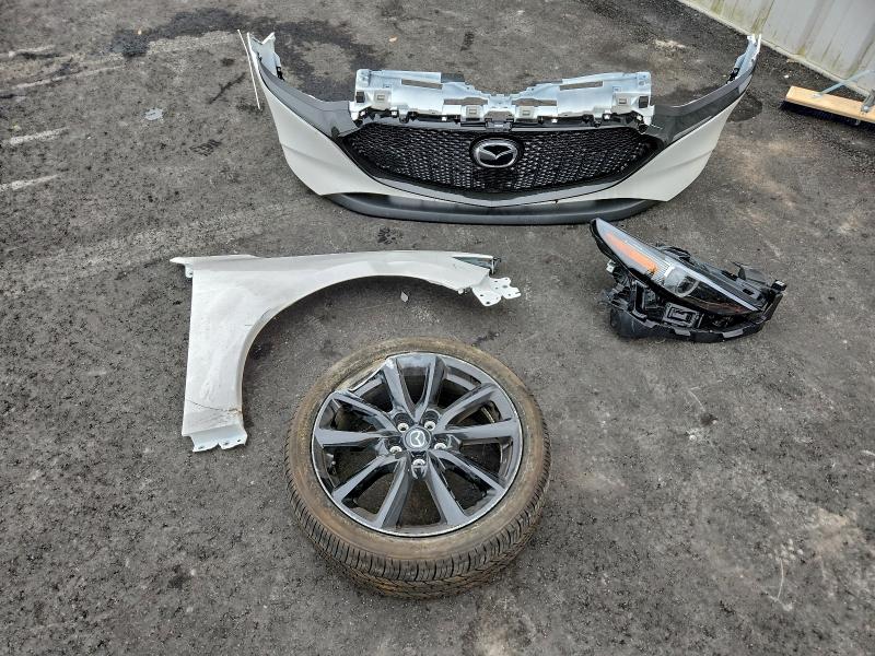 MAZDA 3 2026 VIN JM1BPAML4T1850131