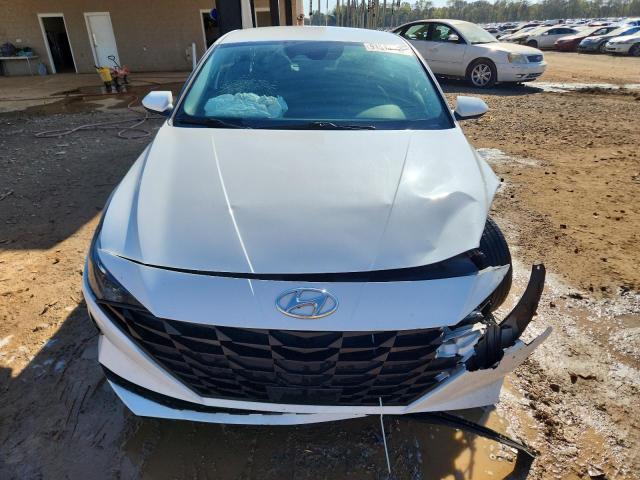 Фото 5 - HYUNDAI ELANTRA