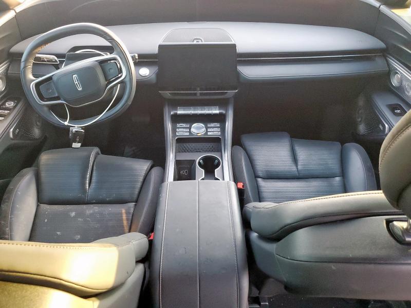 Фото 8 - LINCOLN NAUTILUS