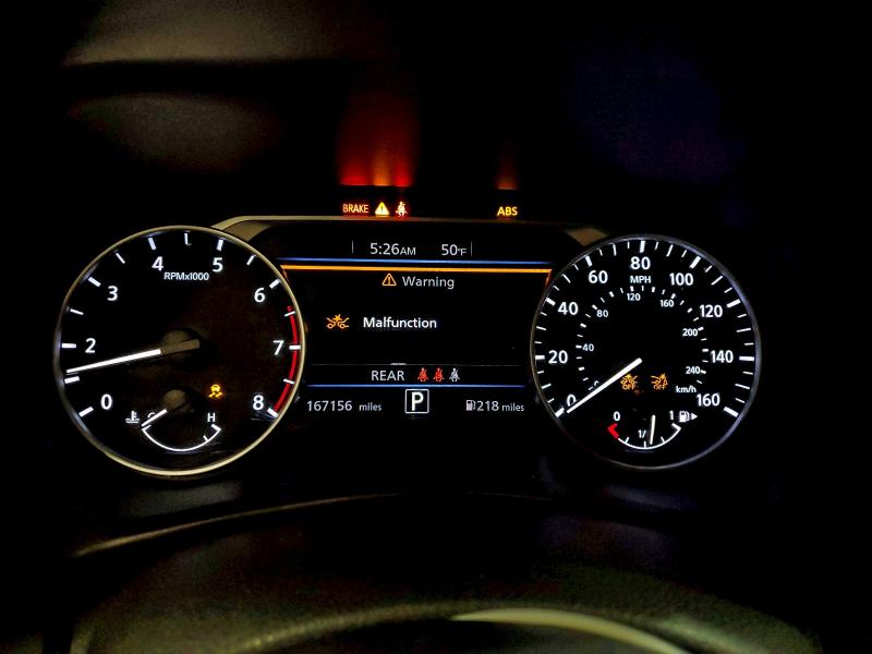 Фото 9 - NISSAN SENTRA