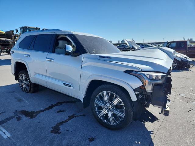 Фото 4 - TOYOTA SEQUOIA