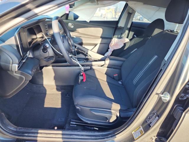 Фото 7 - HYUNDAI ELANTRA