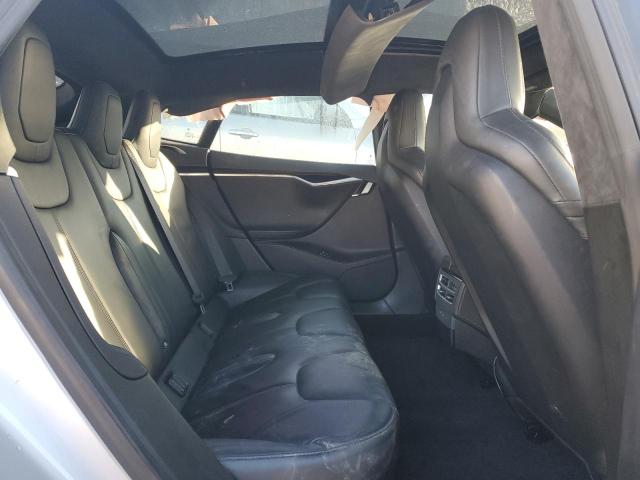 Фото 10 - TESLA MODEL S