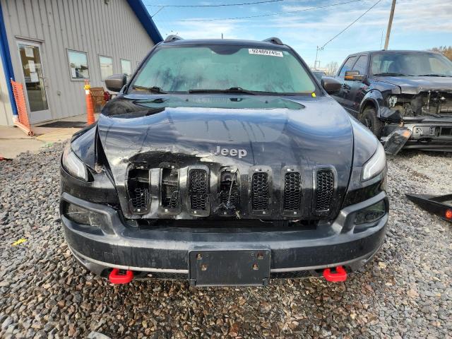 Фото 5 - JEEP CHEROKEE