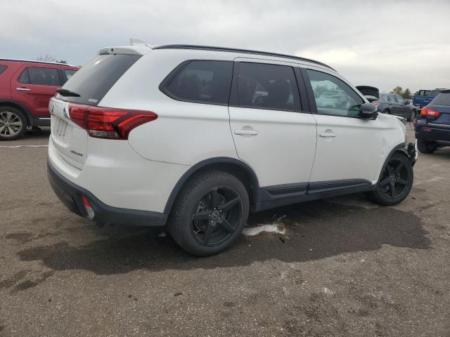 Фото 3 - MITSUBISHI OUTLANDER