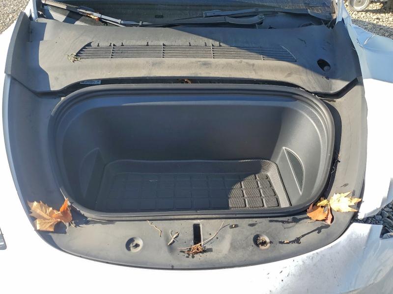 Фото 12 - TESLA MODEL Y