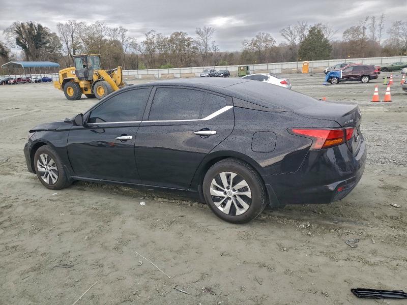 Фото 2 - NISSAN ALTIMA