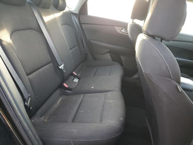 Фото 10 - KIA FORTE