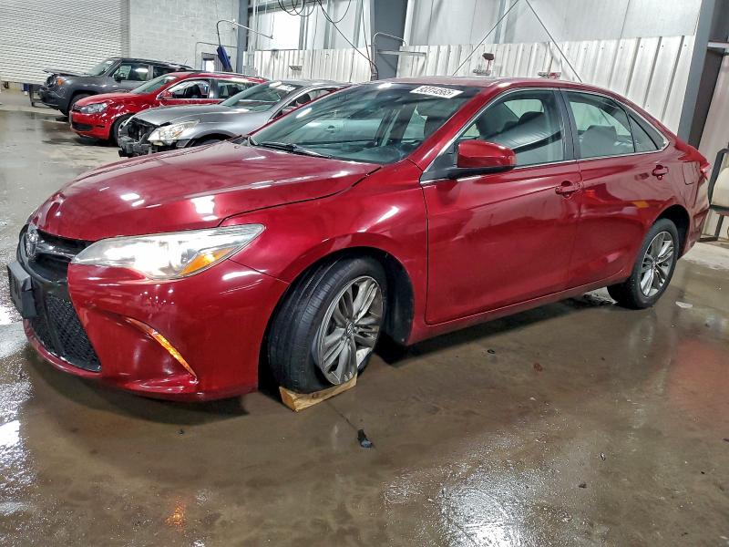 Фото 1 - TOYOTA CAMRY