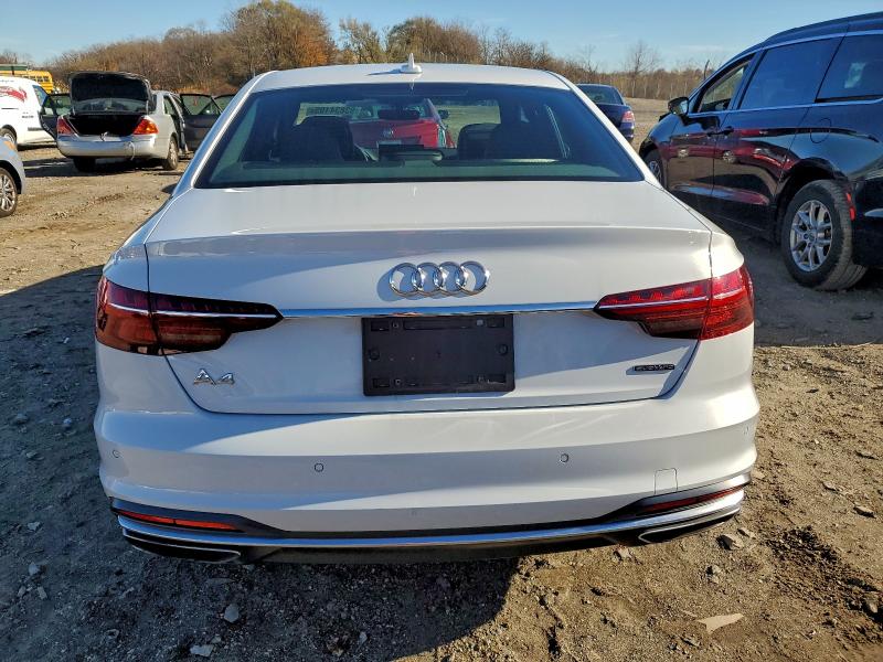 Фото 6 - AUDI A4