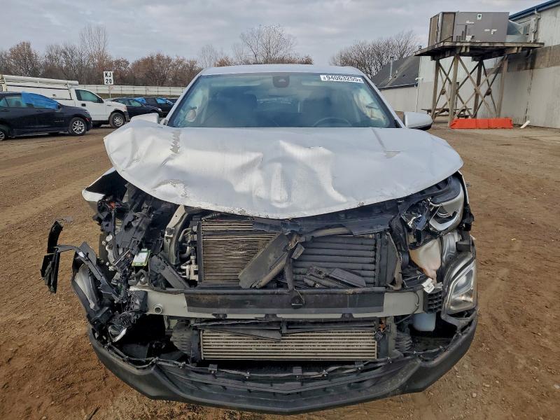 Фото 5 - CHEVROLET EQUINOX