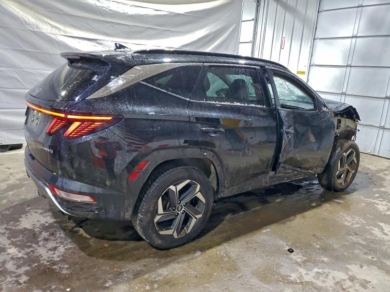 Фото 3 - HYUNDAI TUCSON