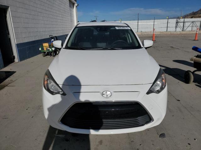 Фото 5 - TOYOTA SCION