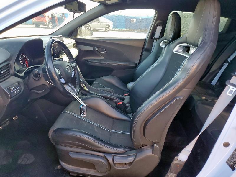 Фото 7 - HYUNDAI VELOSTER