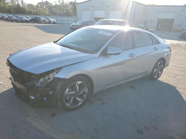 Фото 1 - HYUNDAI ELANTRA