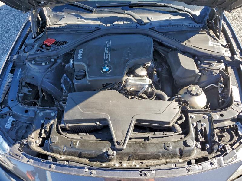 Фото 11 - BMW 3 SERIES