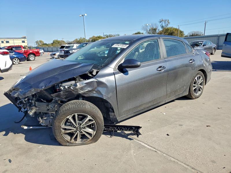 Фото 1 - KIA FORTE