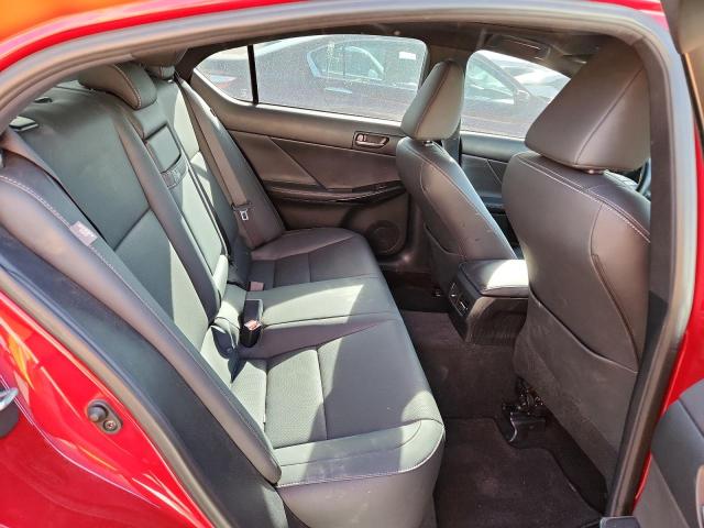 Фото 10 - LEXUS IS