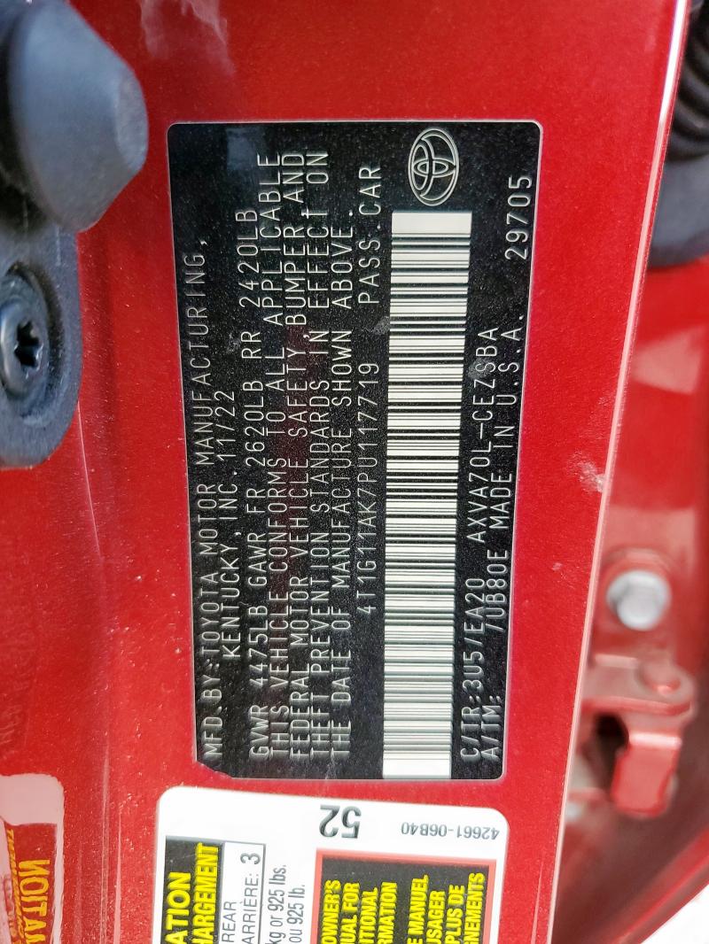 Фото 13 - TOYOTA CAMRY