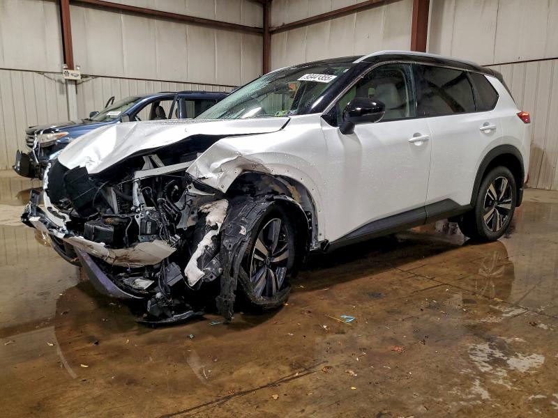 Фото 1 - NISSAN ROGUE