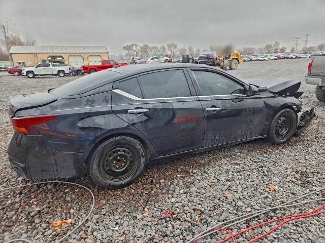 Фото 3 - NISSAN ALTIMA