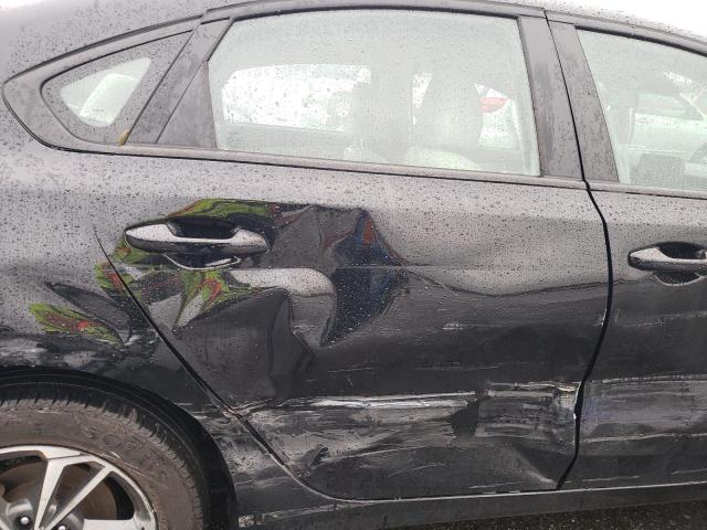 Фото 10 - KIA FORTE