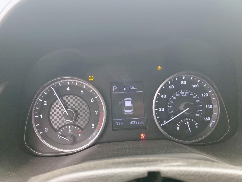 Фото 9 - HYUNDAI ELANTRA