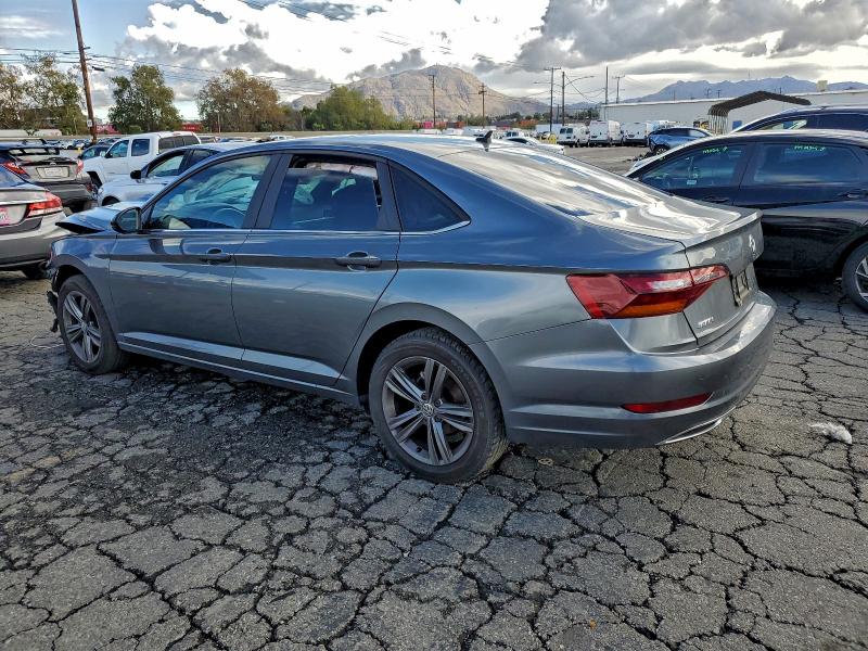 Фото 2 - VOLKSWAGEN JETTA