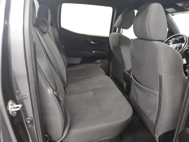 Фото 10 - TOYOTA TACOMA