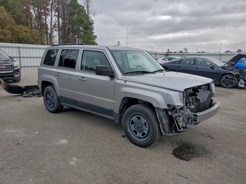 Фото 4 - JEEP PATRIOT