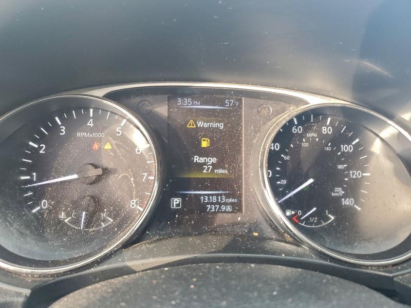 Фото 9 - NISSAN ROGUE