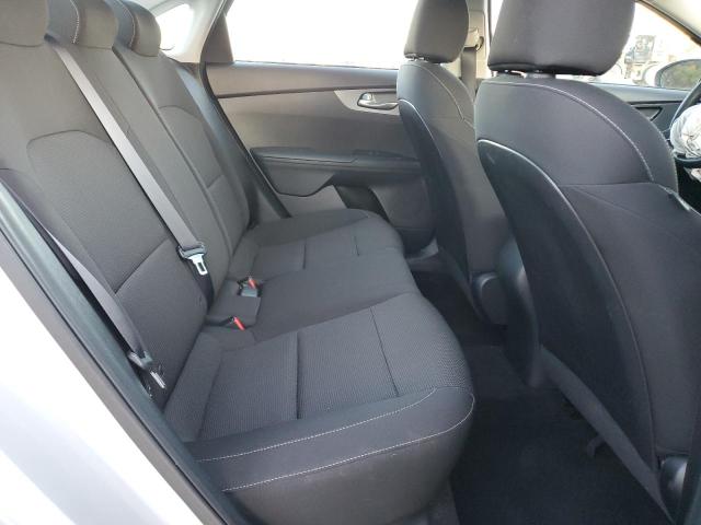 Фото 10 - KIA FORTE