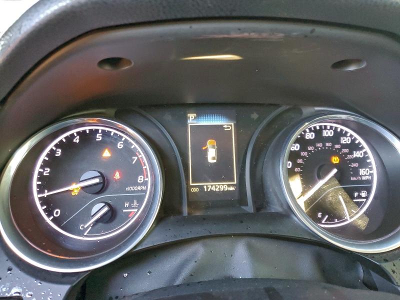 Фото 9 - TOYOTA CAMRY