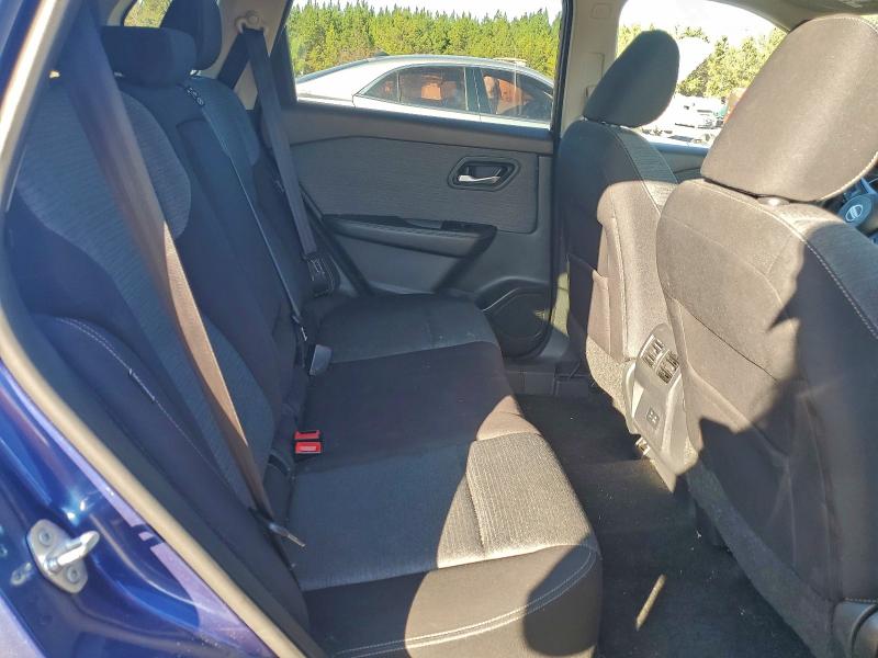 Фото 10 - NISSAN ROGUE